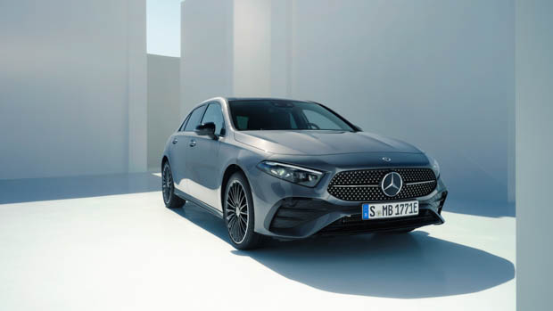2023 Mercedes-Benz A-Class facelift front 3/4 static