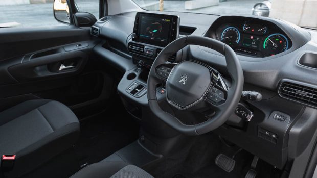 2023 Peugeot E-Partner interior wide