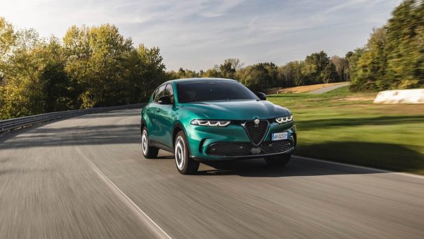 2023 Alfa Romeo Tonale PHEV front 3/4 driving shot 2