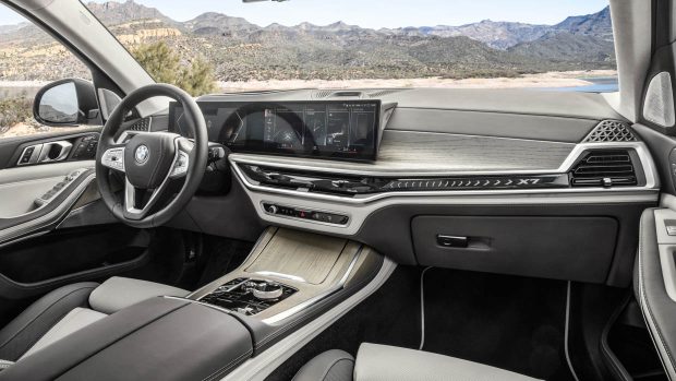 BMW X7 xDrive40i 2023 interior