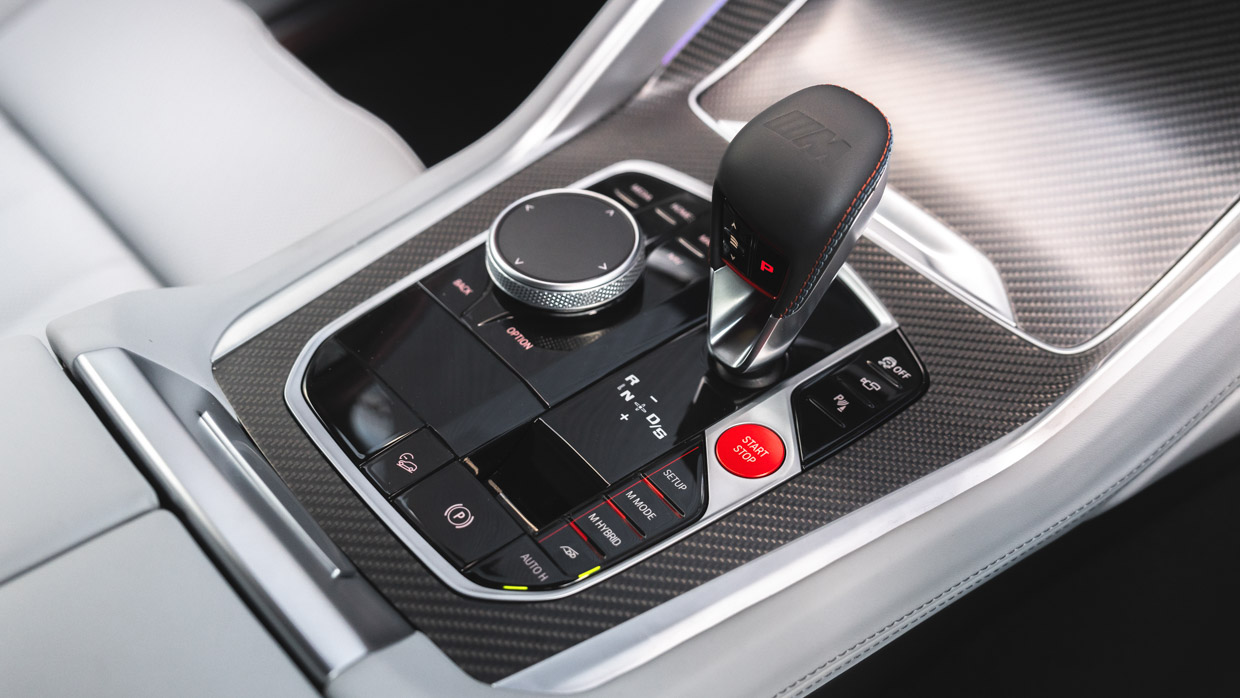 BMW XM 2023 shifter