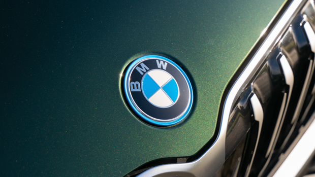 BMW iX1 xDrive30 2023 badge