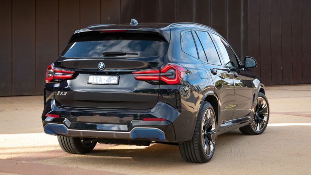 BMW iX3 2023 rear 3/4