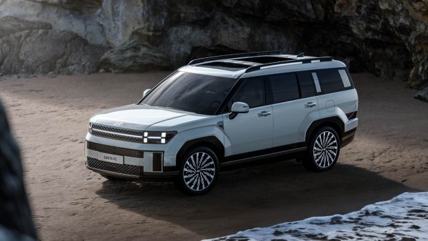 2024 Hyundai Santa Fe front 3/4 near beach