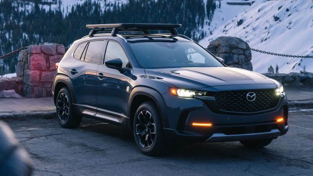 2023 Mazda CX-50 front 3/4 snow shot