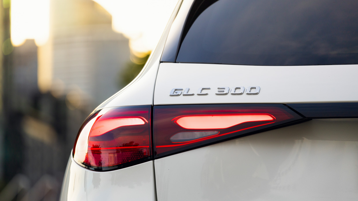 Mercedes-Benz GLC 300 4Matic 2023 badge