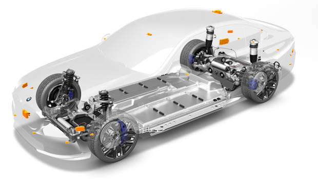 2024 BMW i5 eDrive40 see-through image of powertrain