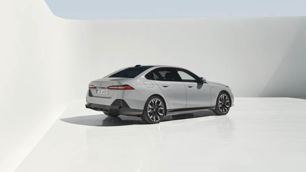 2024 BMW 5 Series rear 3/4 static shot
