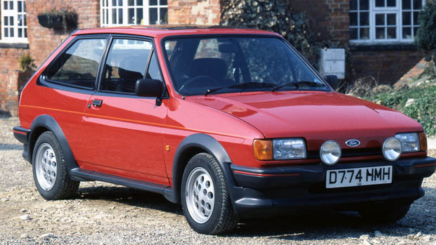 1987 Ford Fiesta two door red front 3/4