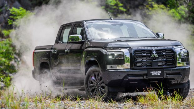 2024 Mitsubishi Triton high trim off road