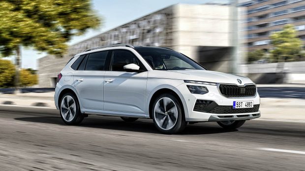 2024 Skoda Kamiq front 3/4 driving shot