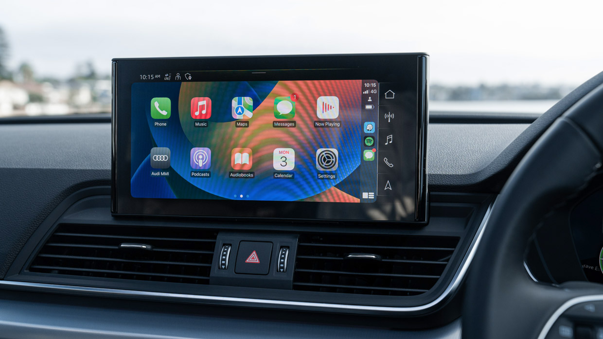 Audi Q5 55 TFSIe 2023 multimedia screen