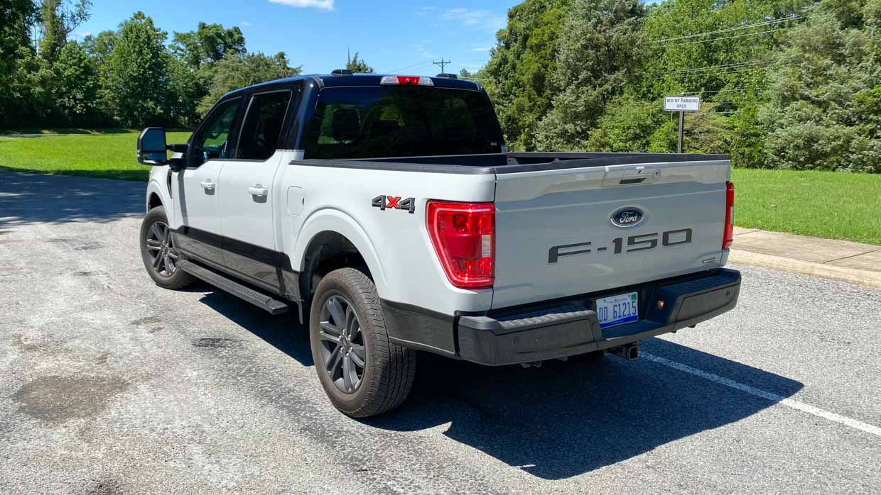 Ford F-150 XLT Heritage Edition 2023 rear 3/4 2