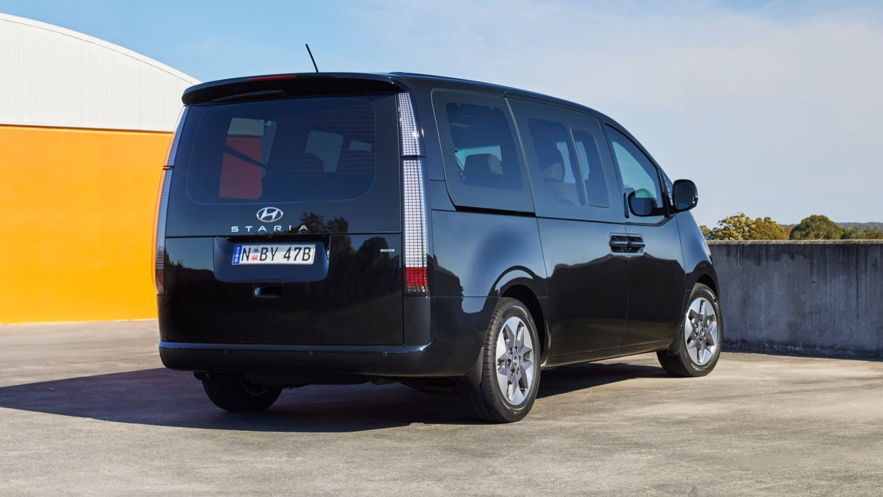 Hyundai Staria Highlander diesel 2021 rear 3/4