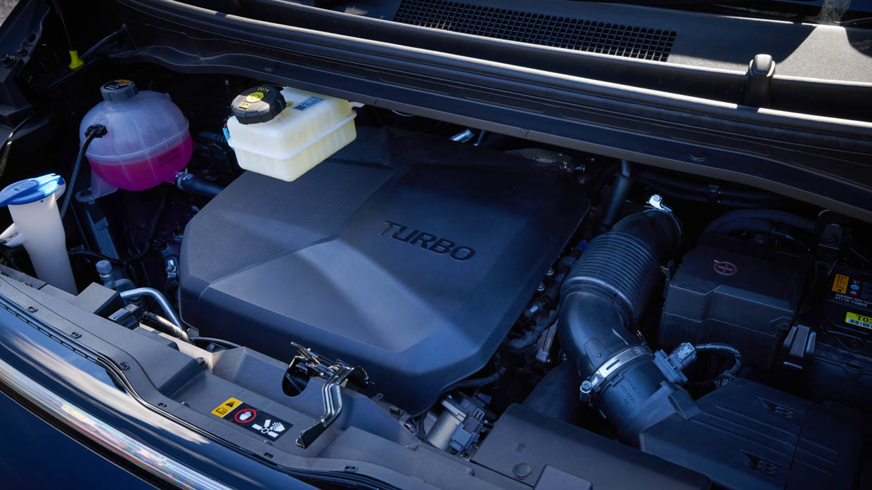 Hyundai Staria Highlander diesel 2021 engine