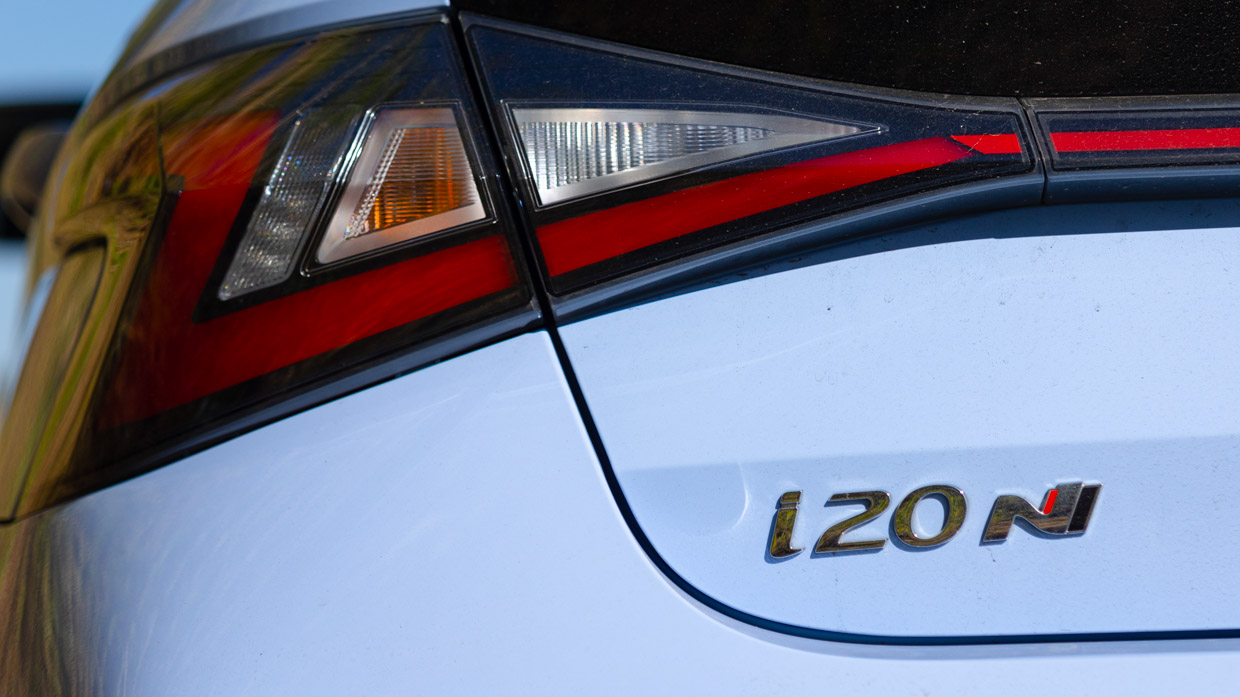 Hyundai i20N 2023 hill climb badge