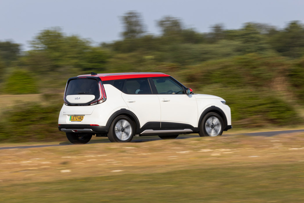 Kia Soul EV LR 2023 driving rear