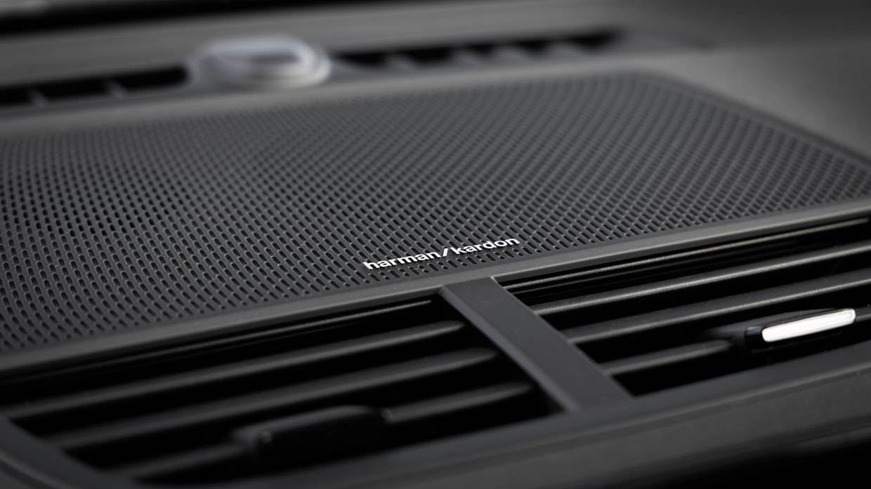 MY24 Polestar 2 long range dual motor interior harman kardon sound system