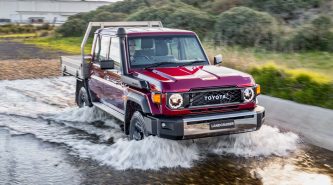 Toyota Land Cruiser 70 Series 2024: automatic transmission, 500Nm turbo-diesel four cylinder added