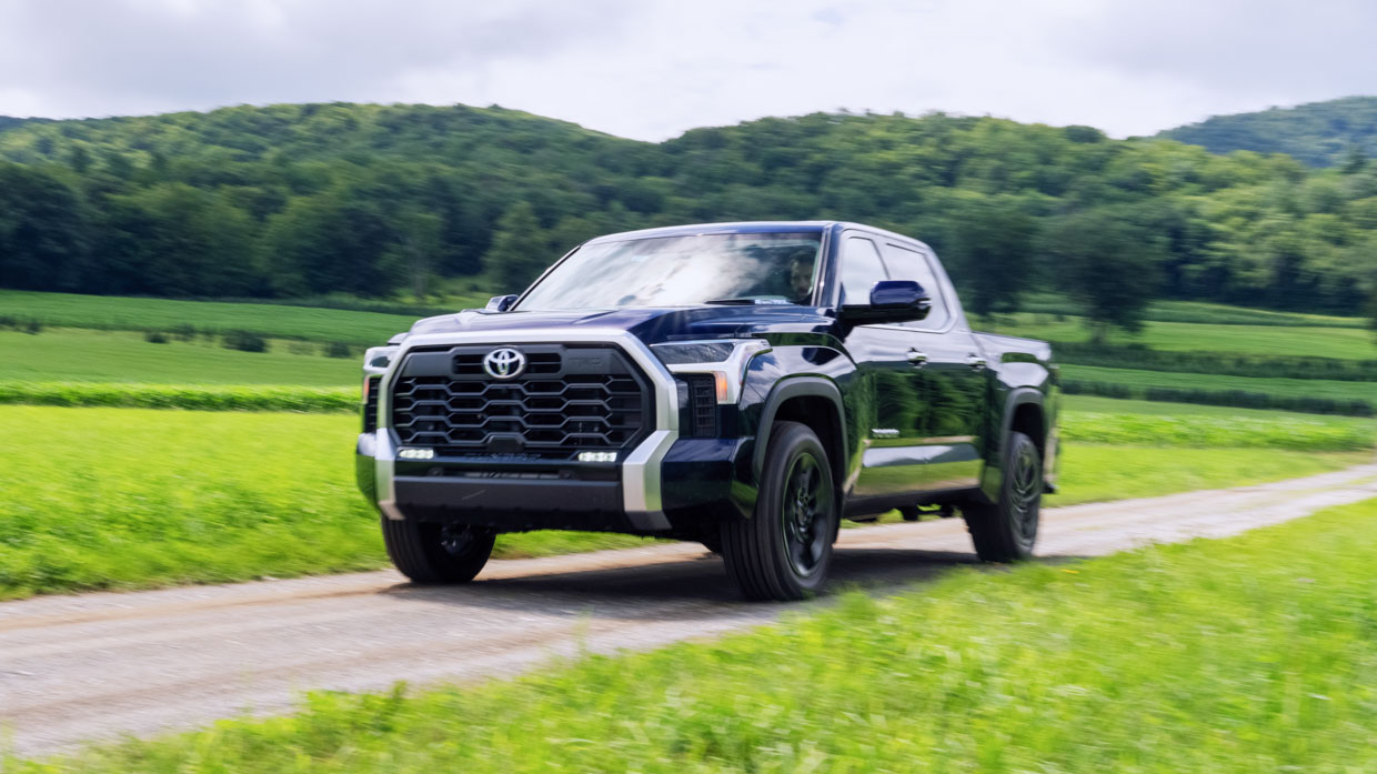 Toyota Tundra Limited i-Force Max hybrid 2023 review