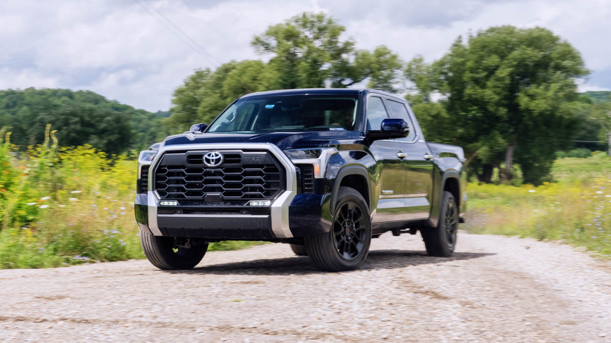 Toyota Tundra Limited Hybrid 2023 driving front 3