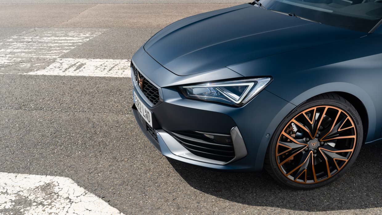 German Engineering Perfected? 2023 Cupra Leon Sportstourer Review - mfhaxvp