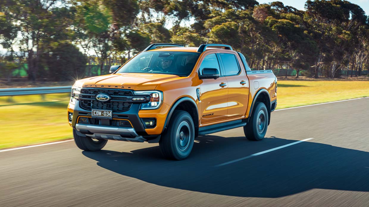 Ford Ranger Wildtrak X 2023 front 3/4 track 2