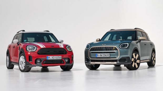 Mini Countryman EV 2024 old PHEV vs new EV