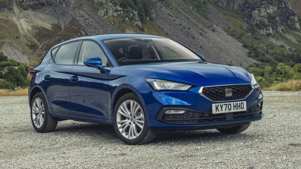 Seat Leon 2023 blue hatchback-1