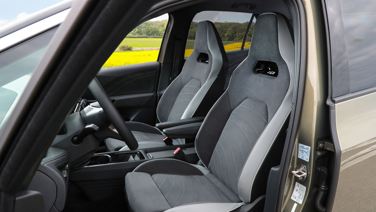 Front seats of a 2024 Volkswagen ID3 hatch Pro S
