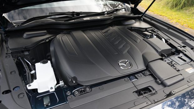 Mazda CX-60 D50e Azami 2023 engine