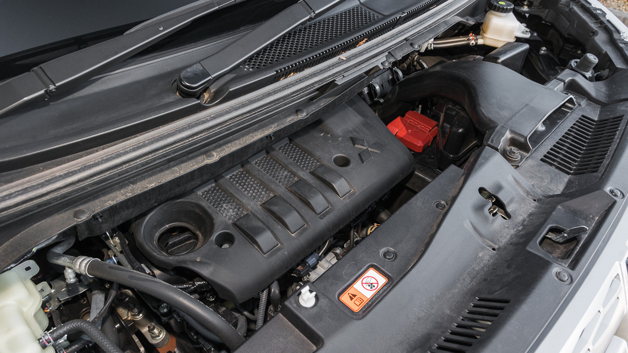 Mitsubishi Delica 2021 2.2L engine