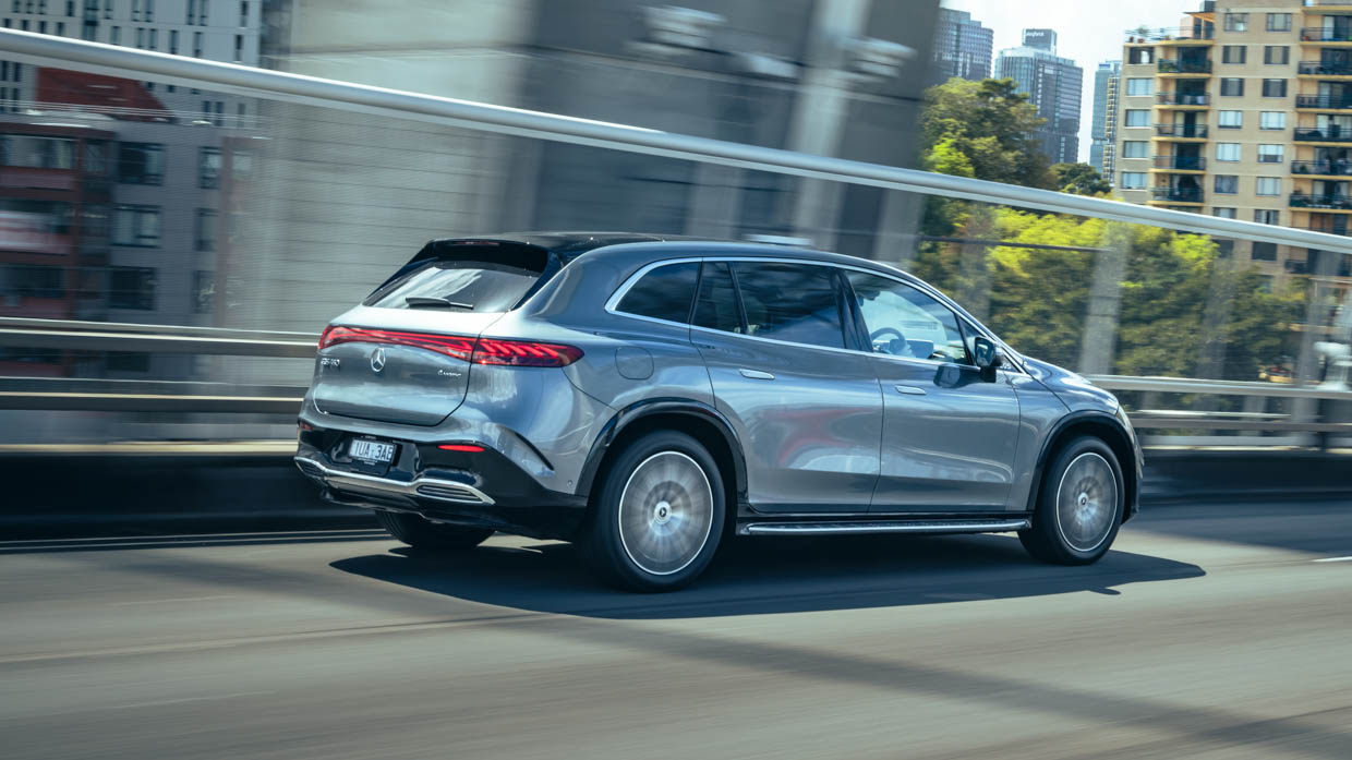 Mercedes-Benz EQS 450 SUV 2023 driving rear