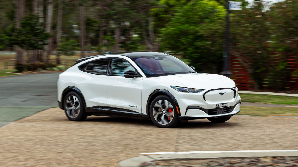 Ford Mustang Mach-E Premium 2023 driving front city