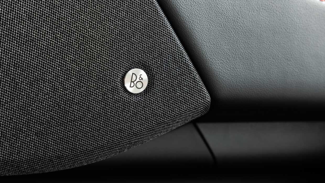 Ford Mustang Mach-E Premium 2023 stereo