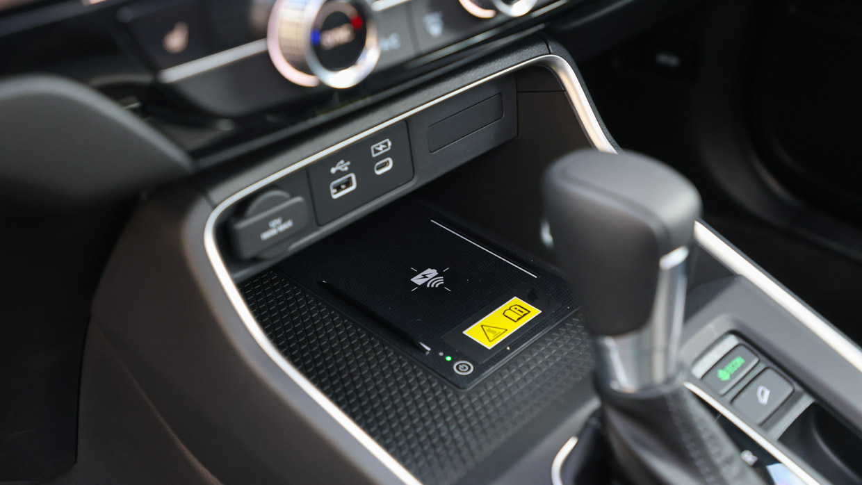 Honda CR-V VTi LX AWD 2023 charger