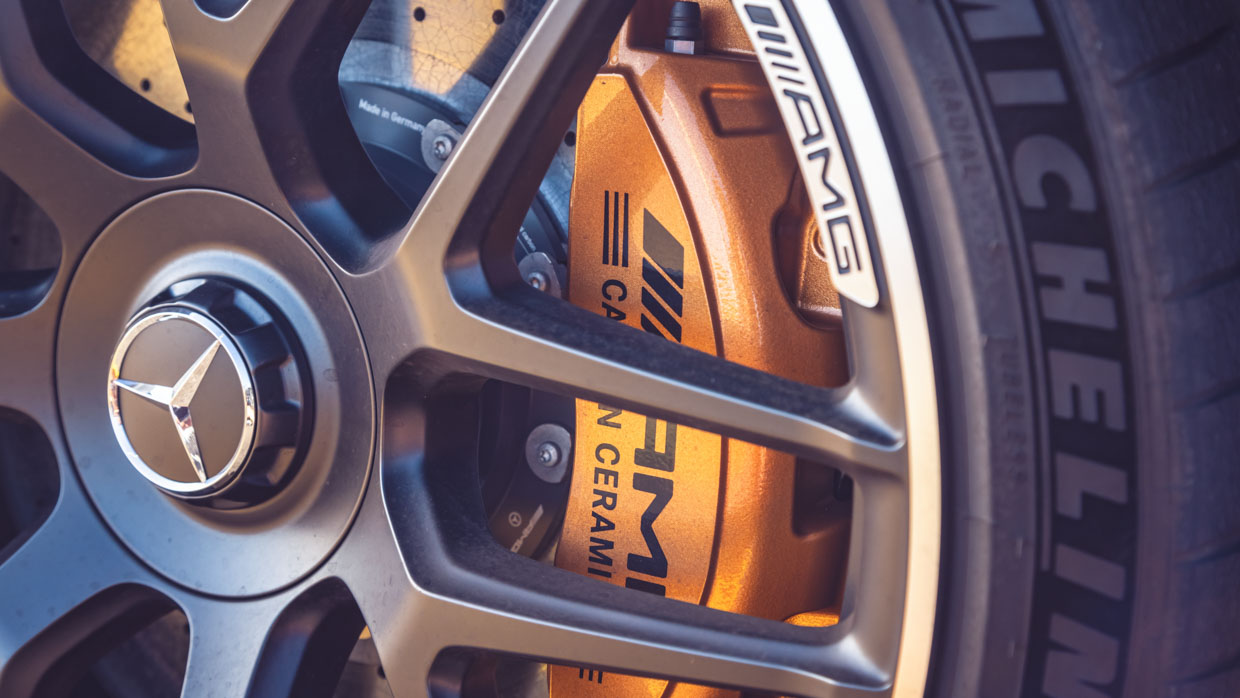 Mercedes-AMG GT 63 S E Performance 2023 brakes