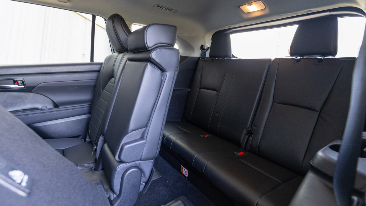 Toyota Kluger GXL 2.4T AWD 2024 interior third row