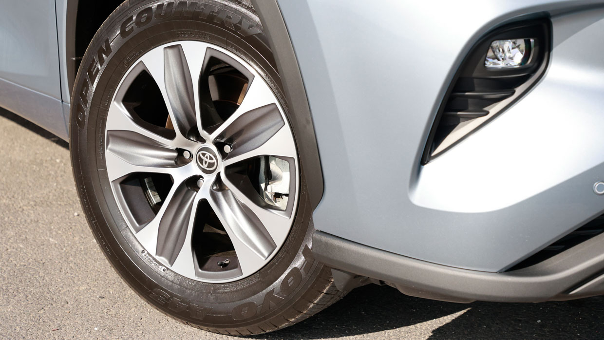 Toyota Kluger GXL 2.4T AWD 2024 wheel