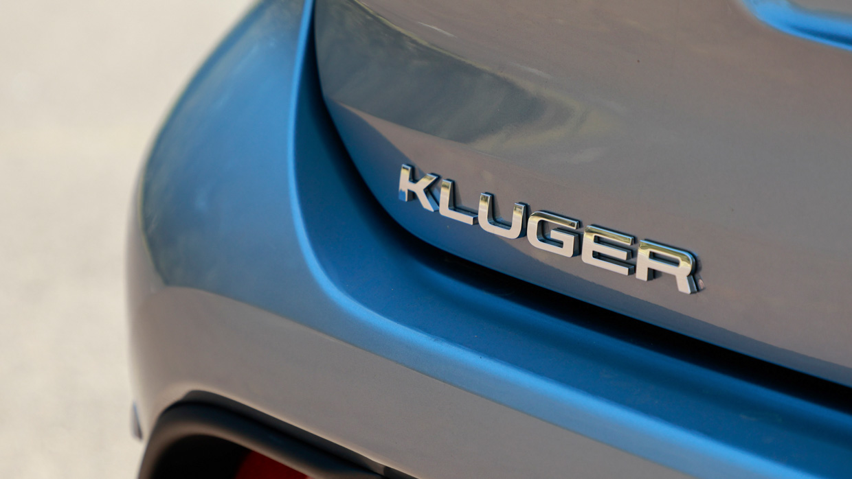 Toyota Kluger GXL 2.4T AWD 2024 badge