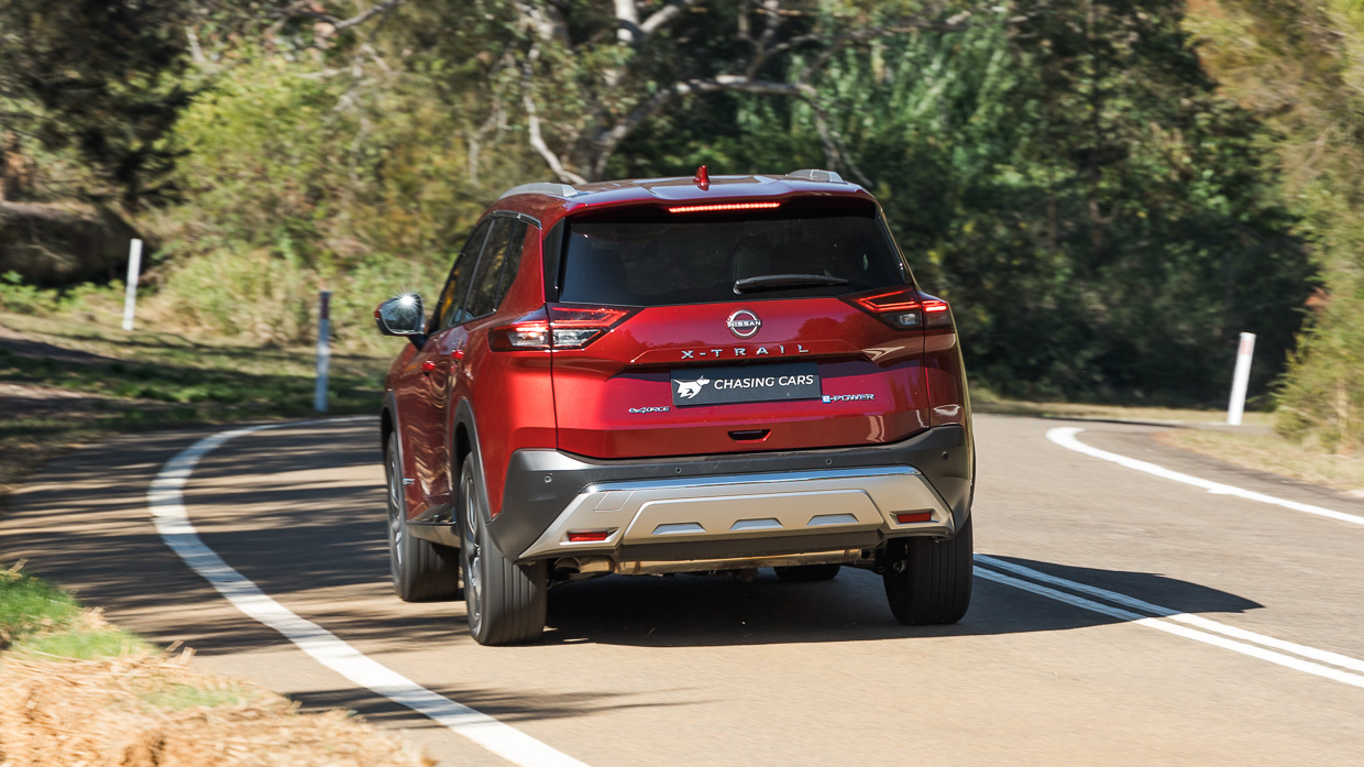 Nissan X-Trail Ti E-Power 2023 driving rear 2