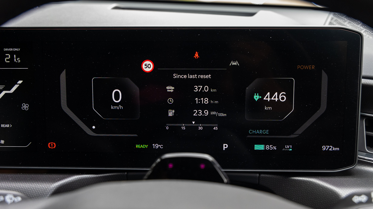 Kia EV9 GT-Line 2024 digital dash