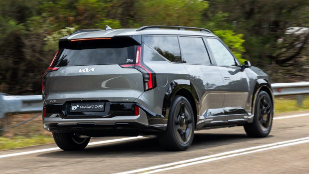 Kia EV9 GT-Line 2024 driving rear 4