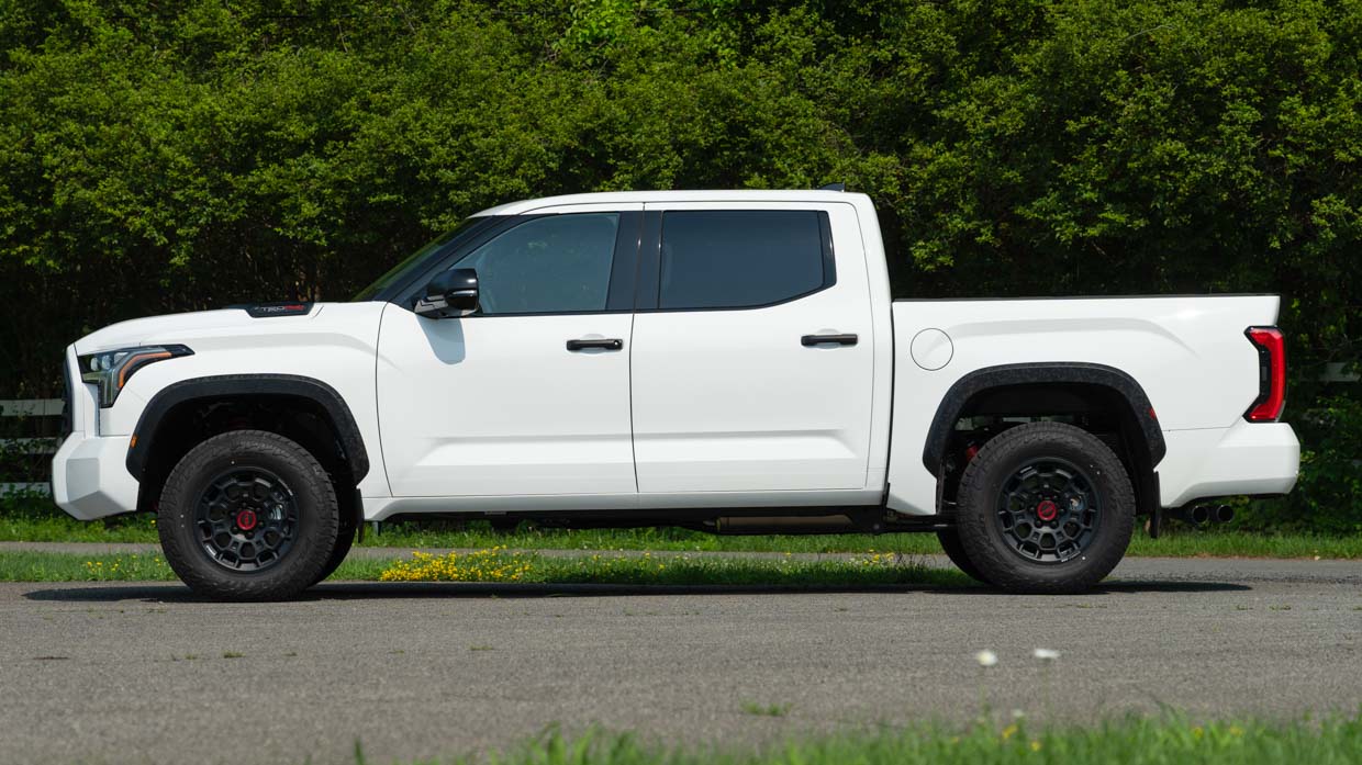 Toyota Tundra TRD 2023 side