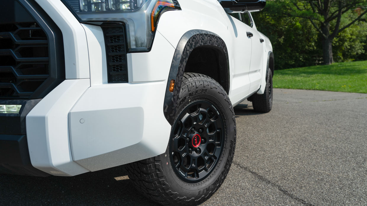 Toyota Tundra TRD 2023 wheel arches2