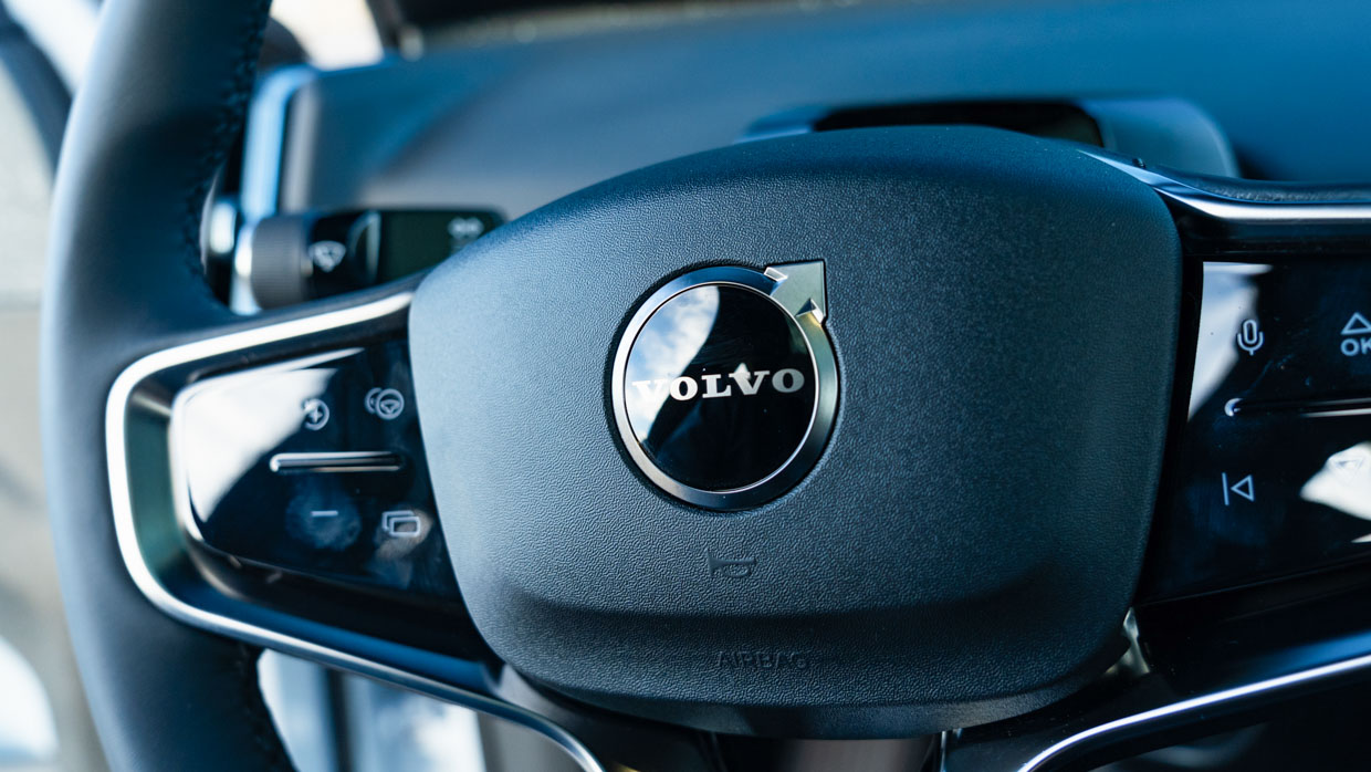 Volvo EX30 2023 interior steering wheel