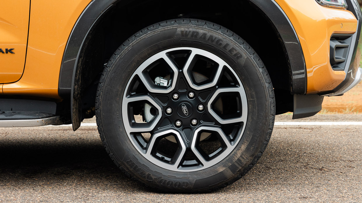 Ford Everest Wildtrak 2024 wheel