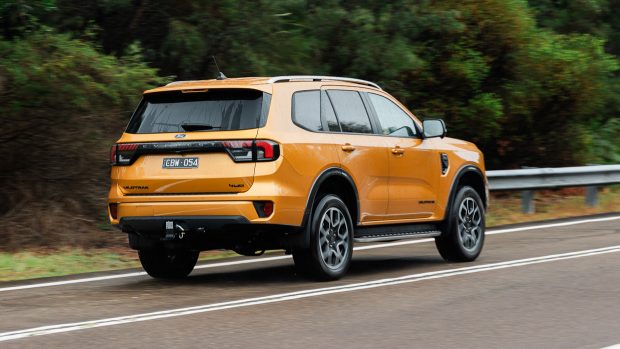 Ford Everest Wildtrak 2024 rear 2