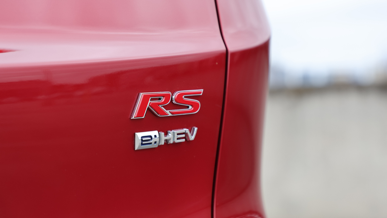 Honda CR-V e-HEV RS 2023 badge