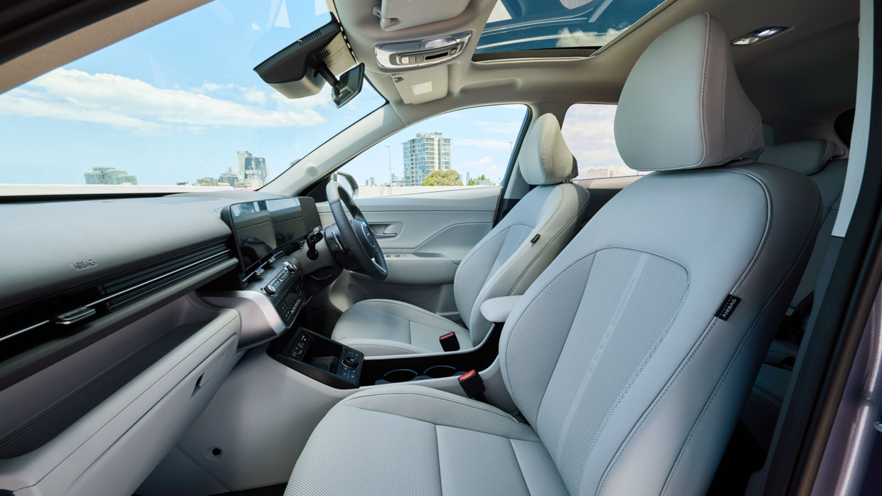 Hyundai Kona Electric Premium 2024 interior front